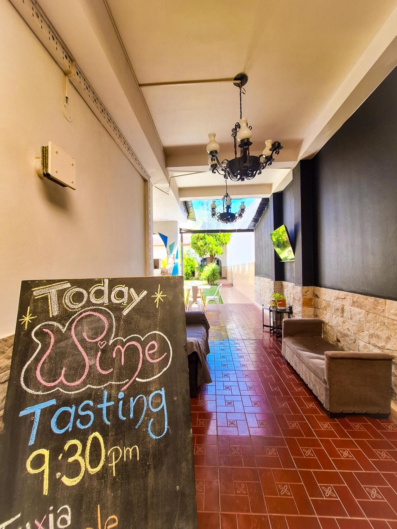 Fuxia House Hostel เมนโดซา ภายนอก รูปภาพ